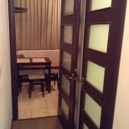 Двухкомнатная Возле Гулливера Apartment Kyiv Exterior photo